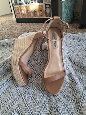 ​Steve Madden Ankle Strap Espadrille Wedges - Size 8